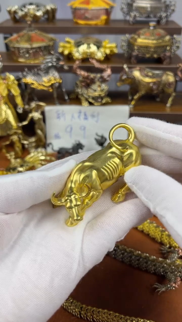 华尔街牛牛黄铜摆件大号