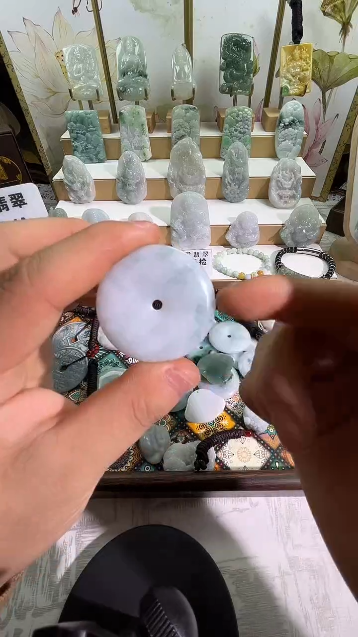 颈饰未镶嵌翡翠12/23   22