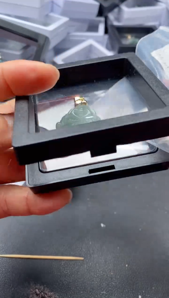 翡翠未镶嵌吊坠(不含链)740