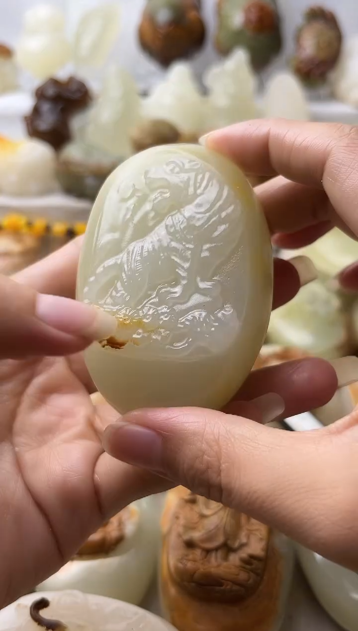 石材方解石手把摆件打孔穿绳不退换上山虎