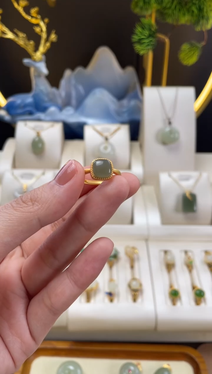 【闪购商品】和田玉戒指银S925镶嵌和田玉素款方糖戒指