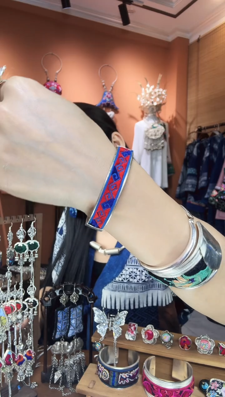 刺绣纯手工民族风手镯