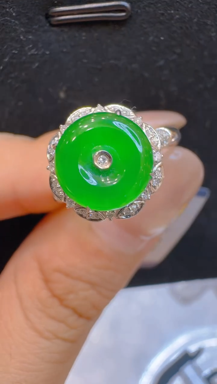 18K金镶嵌戒指翡翠多样性团购发一件
