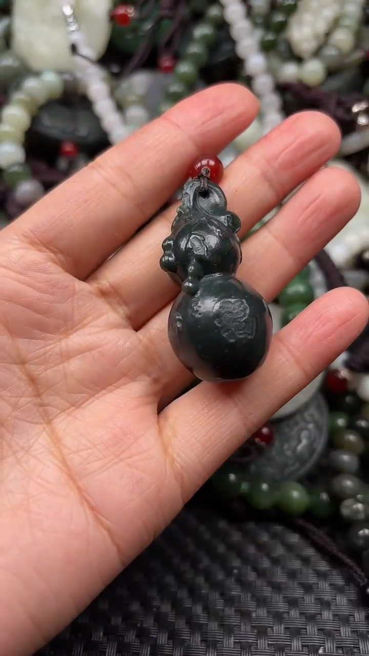 【闪购商品】和田玉颈饰未镶嵌.