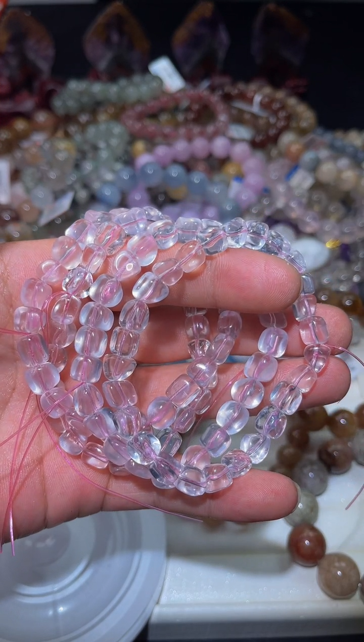 水晶手串未镶嵌L2-粉晶冰块单圈-多样性发其一