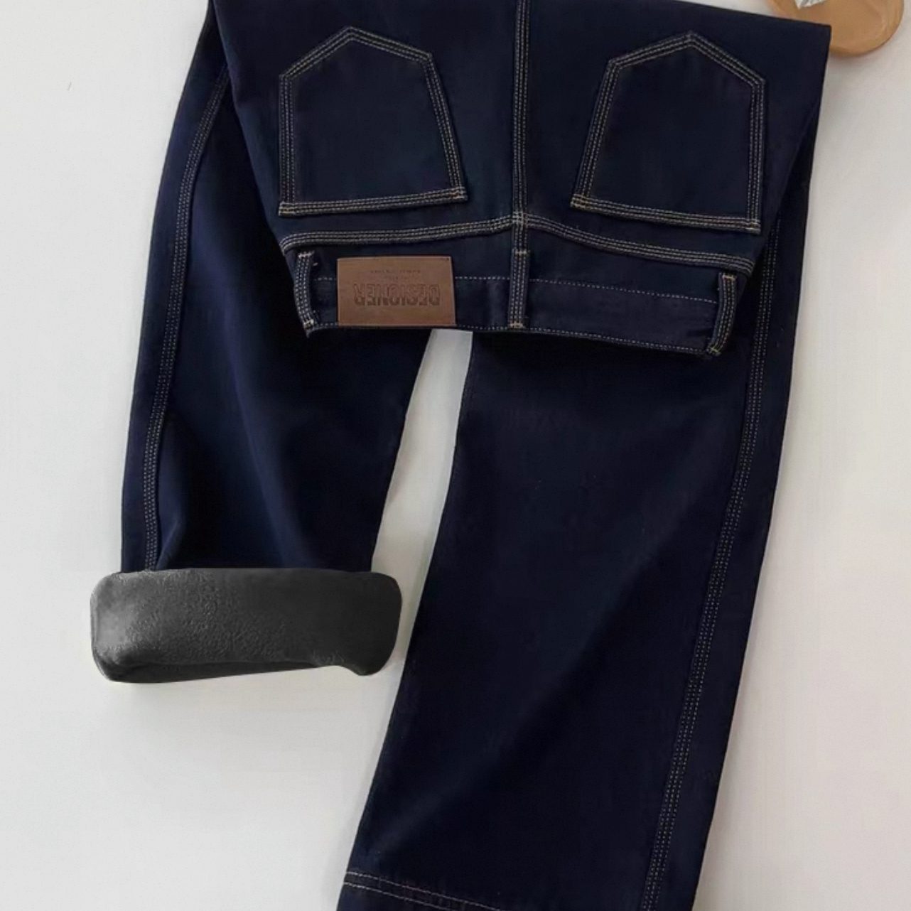 三本针窄版直筒牛仔裤2025年新款秋冬加绒加厚高腰宽松显瘦阔腿裤