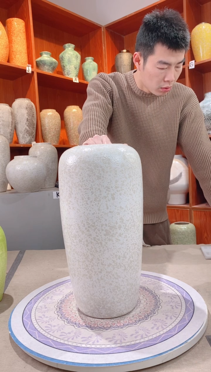 【闪购商品】瓶茶白40cm落地 陶瓷花瓶 无花