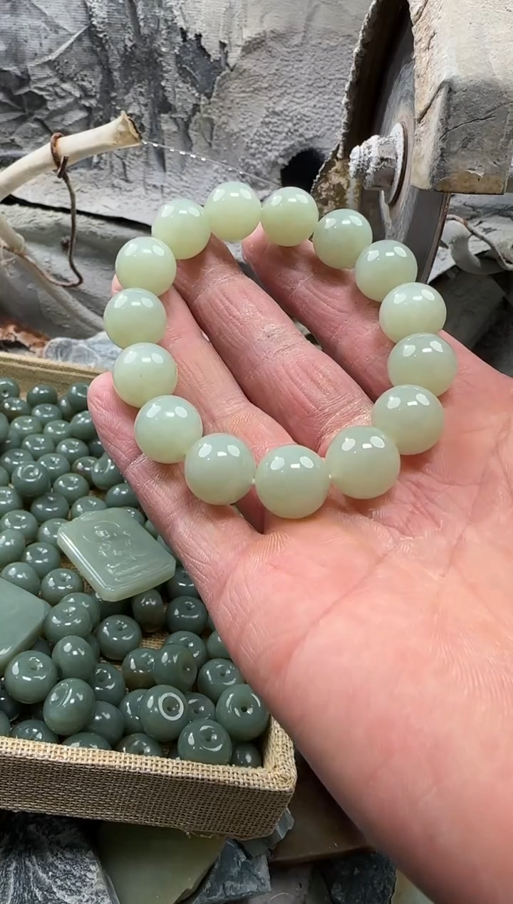 【闪购商品】和田玉颈饰未镶嵌手串多样性