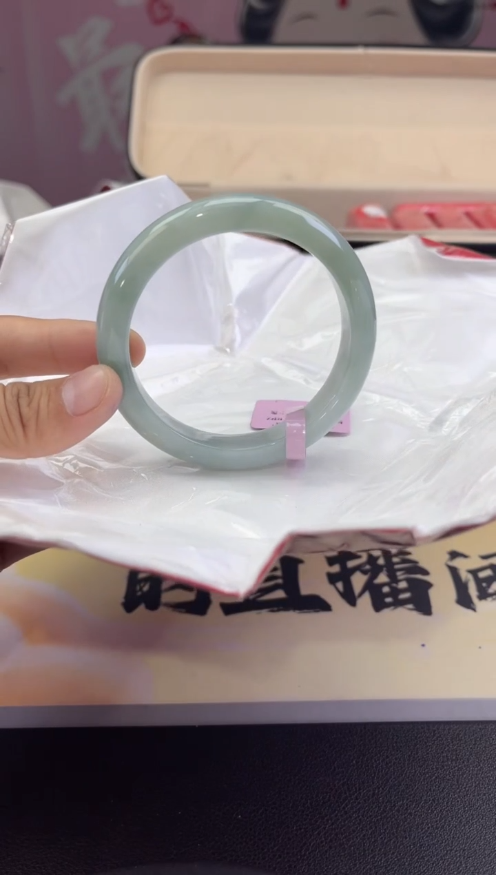 【闪购商品】翡翠手镯未镶嵌19翡翠手镯