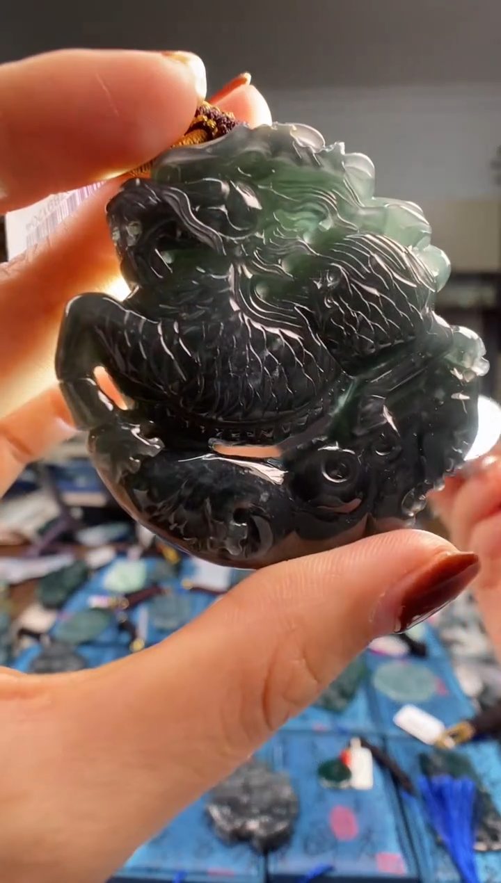 颈饰未镶嵌翡翠多样性发其一