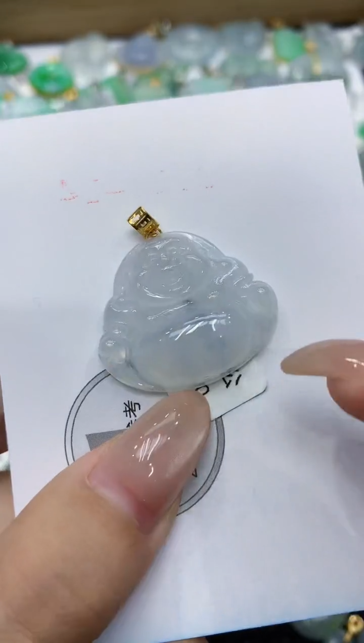 翡翠18K金镶嵌颈饰111111111111