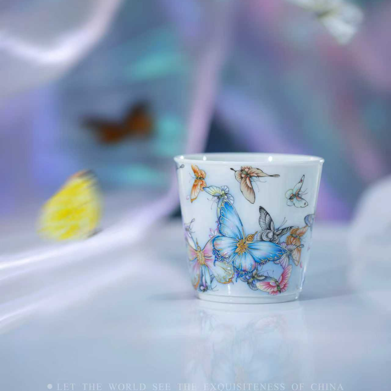 艺林堂藏珍系列叠晶彩迷梦蝶小可乐杯【景德镇全手工茶具 200ml】
