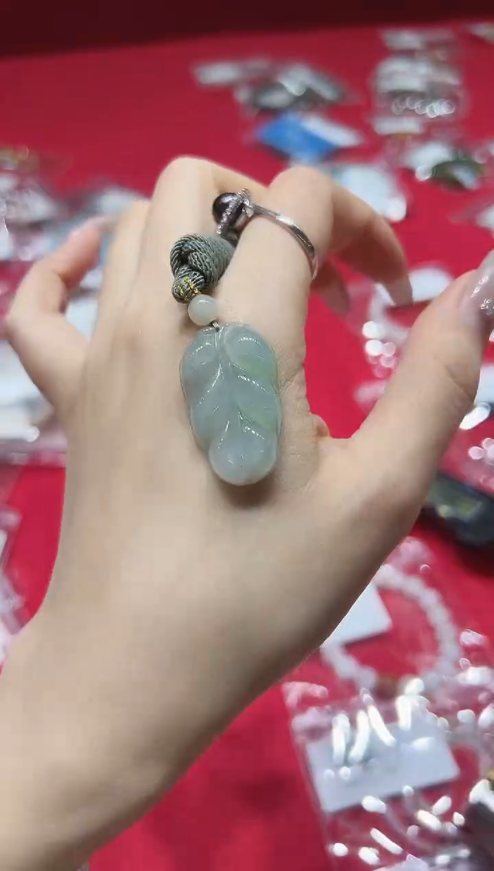 【闪购商品】翡翠颈饰未镶嵌gsj5720吊坠