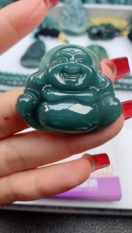 【闪购商品】翡翠颈饰未镶嵌             