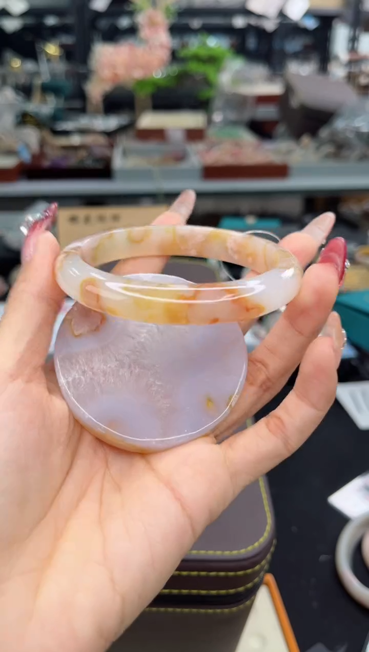 【闪购商品】石英质玉手镯未镶嵌63圈口（赠品镯心）3400783