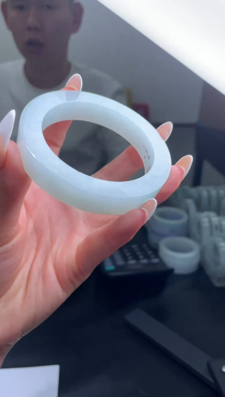 【闪购商品】定制翡翠手镯未镶嵌DDH96555