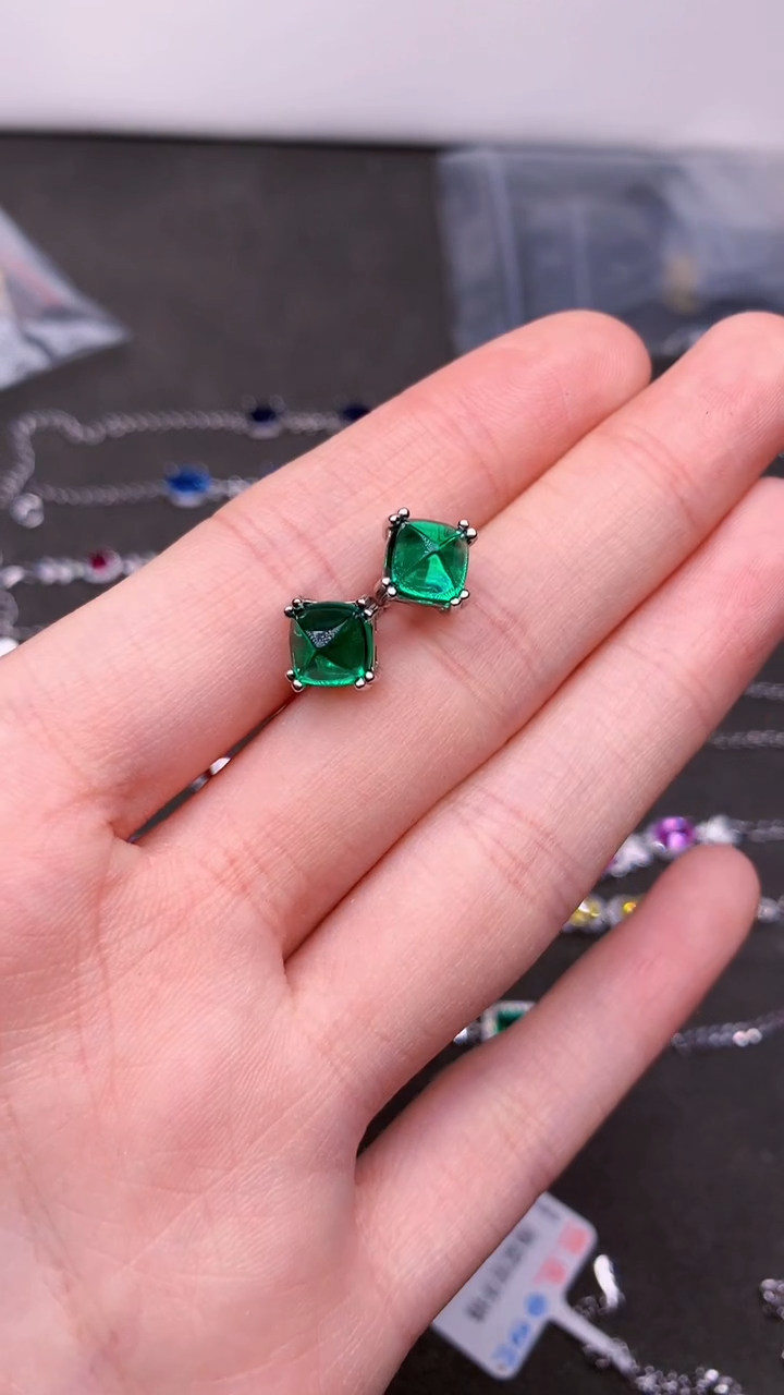 【闪购商品】祖母绿耳饰银S925镶嵌.......