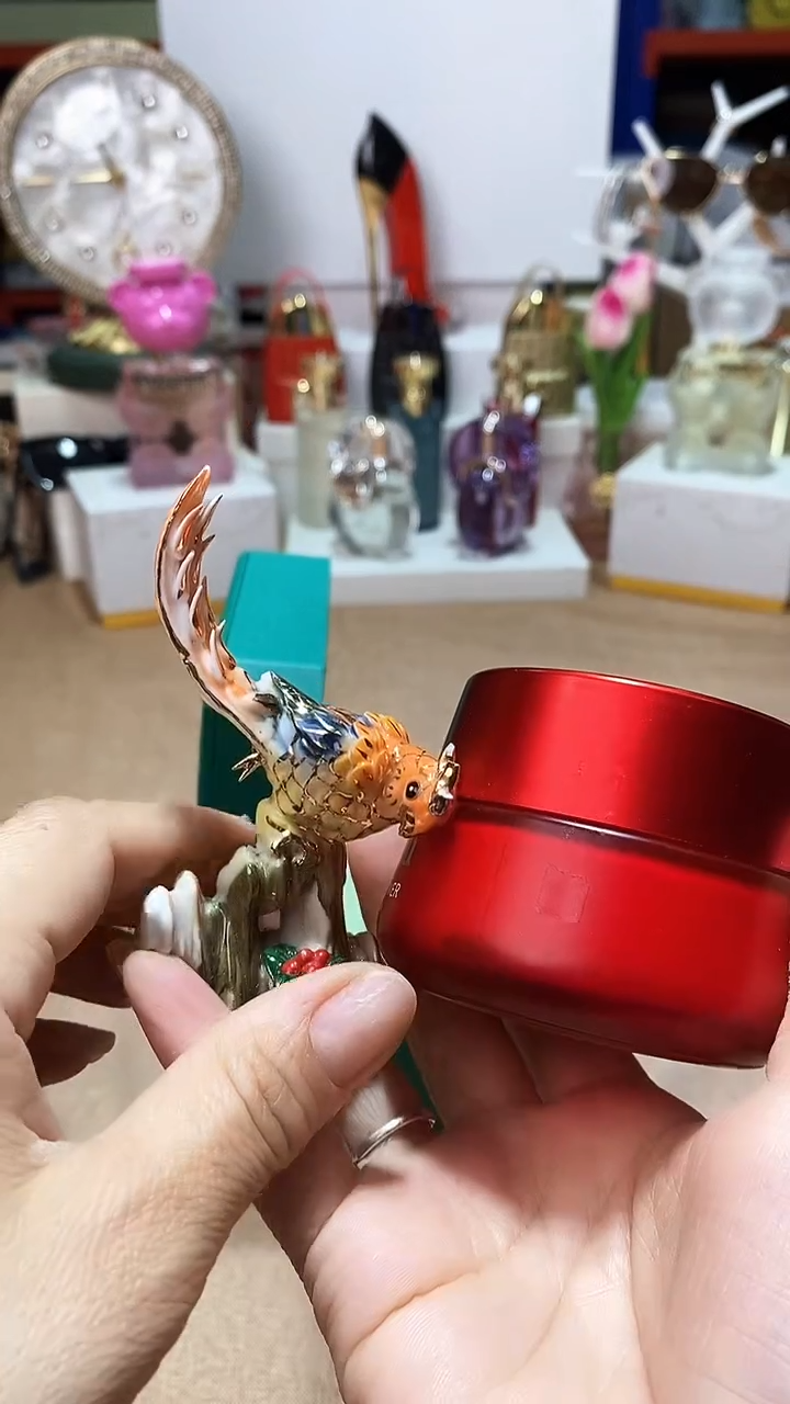 瓷片碗碟好物一件不留@@1