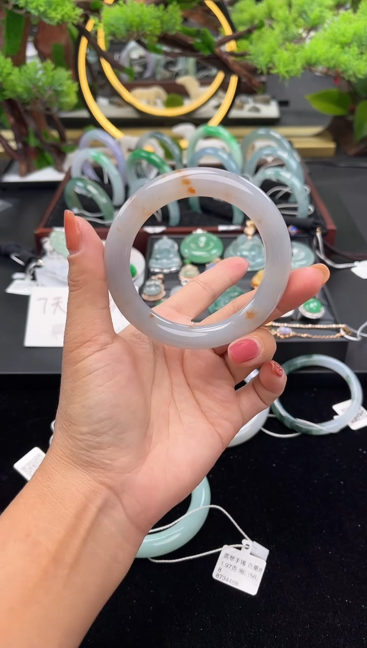 未镶嵌手镯翡翠手镯