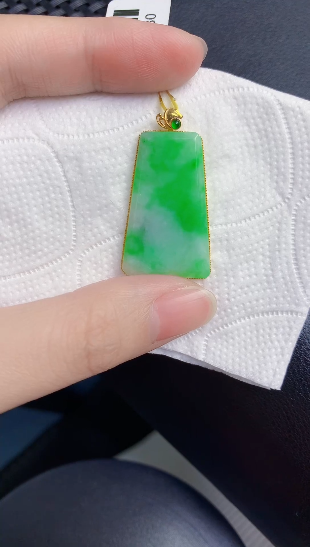 颈饰18K金镶嵌翡翠天然翡翠缅甸A货