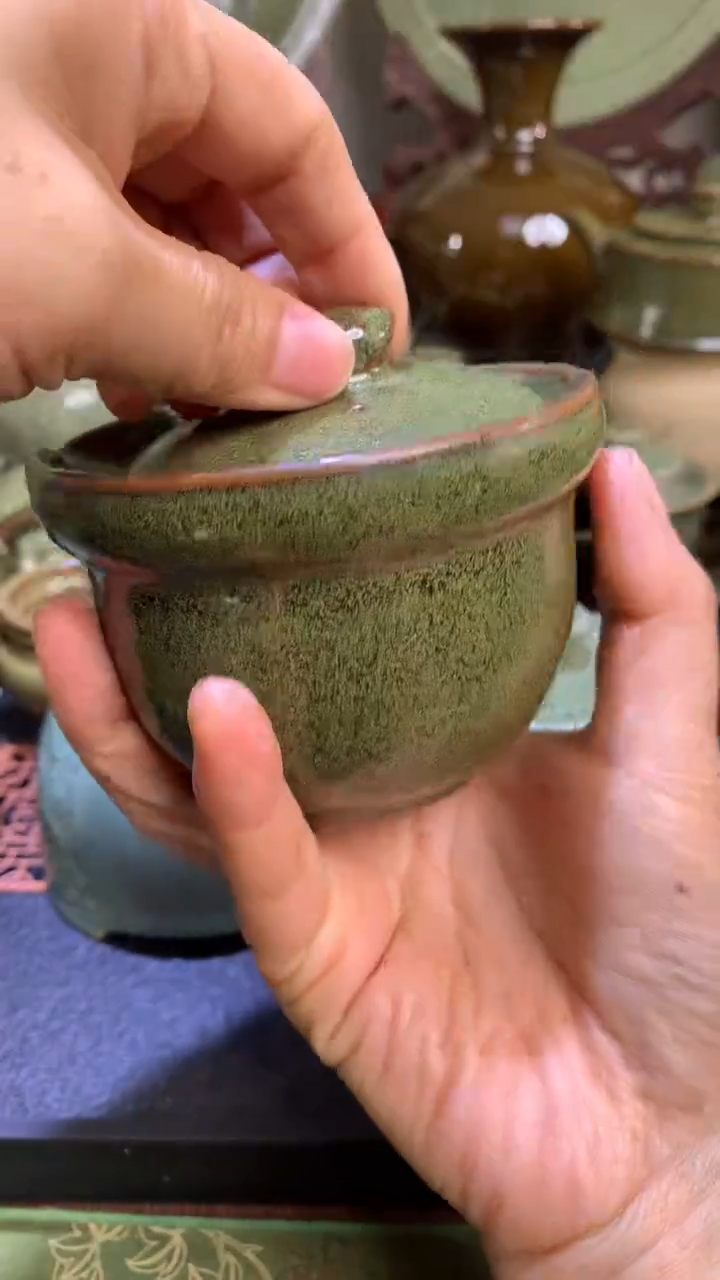 有暇茶叶抹油元宝手抓壶1只