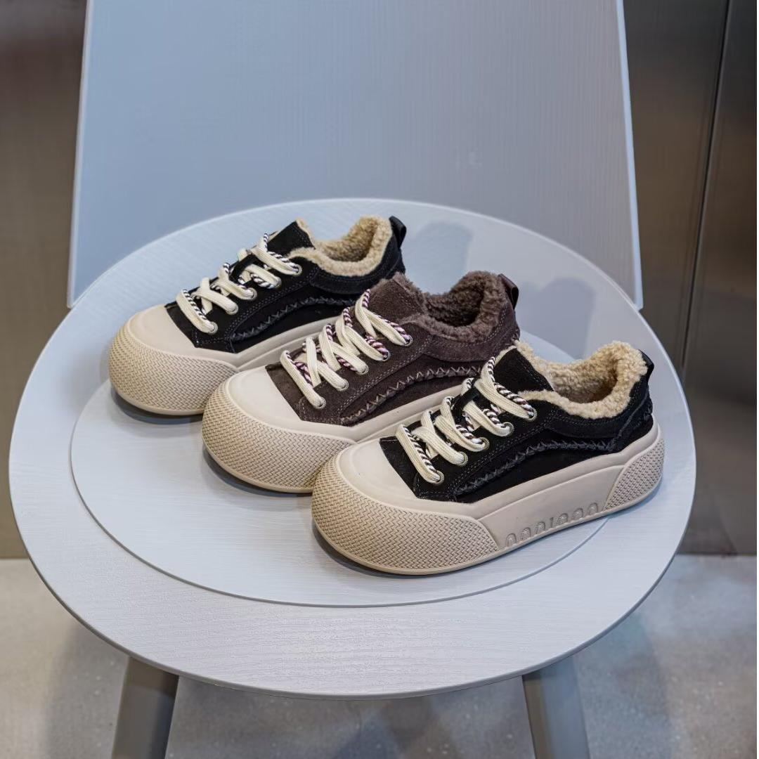 正品厚底休闲板鞋女2025新款加绒百搭舒适显脚小软底时尚板鞋136