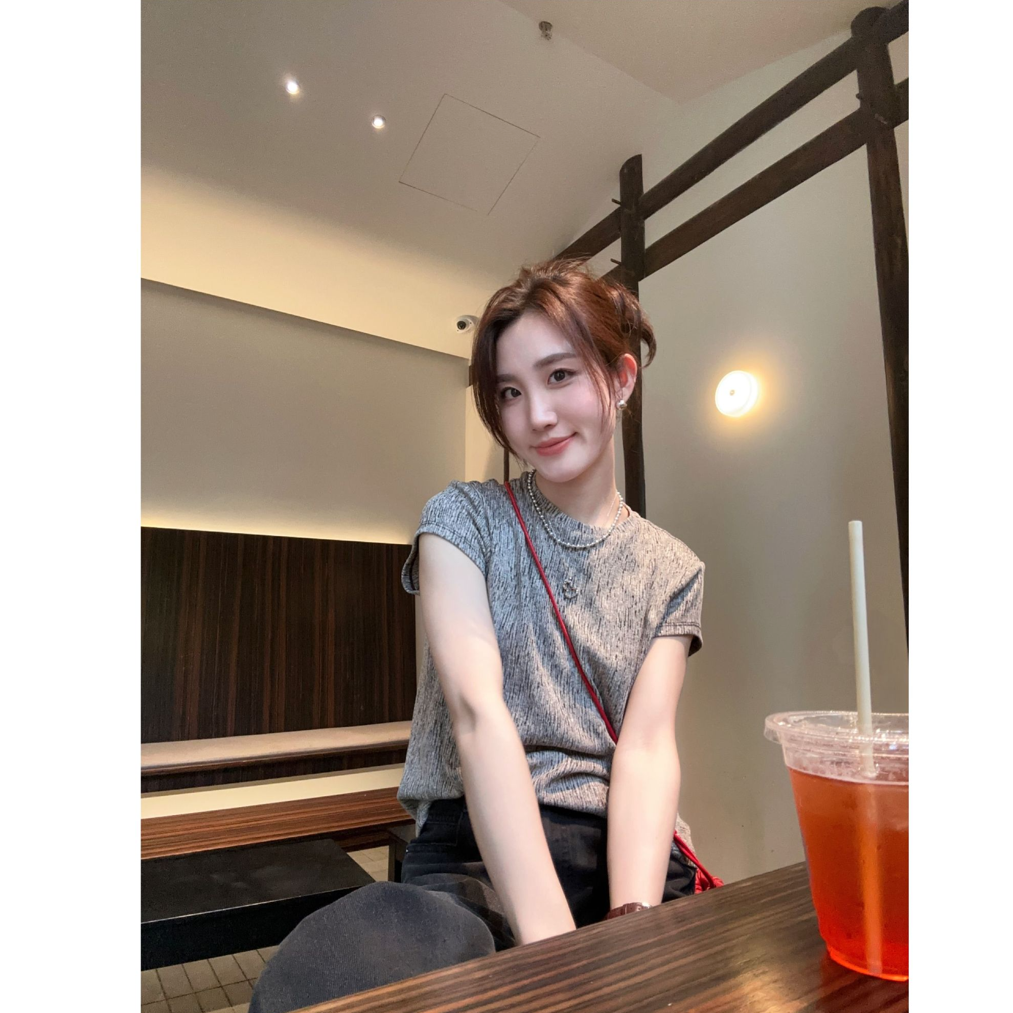 【Rumi精选】“松果褐”25夏亚麻设计感肌理简约显瘦圆领短袖6818sy