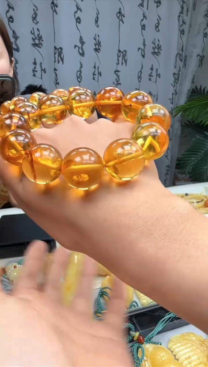 【闪购商品】琥珀裸石未镶嵌手串