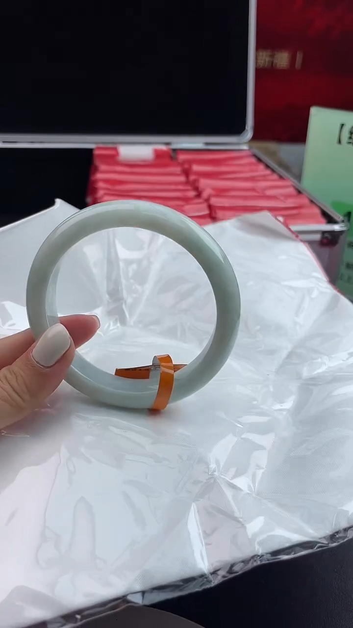 【闪购商品】翡翠手镯未镶嵌17翡翠手镯