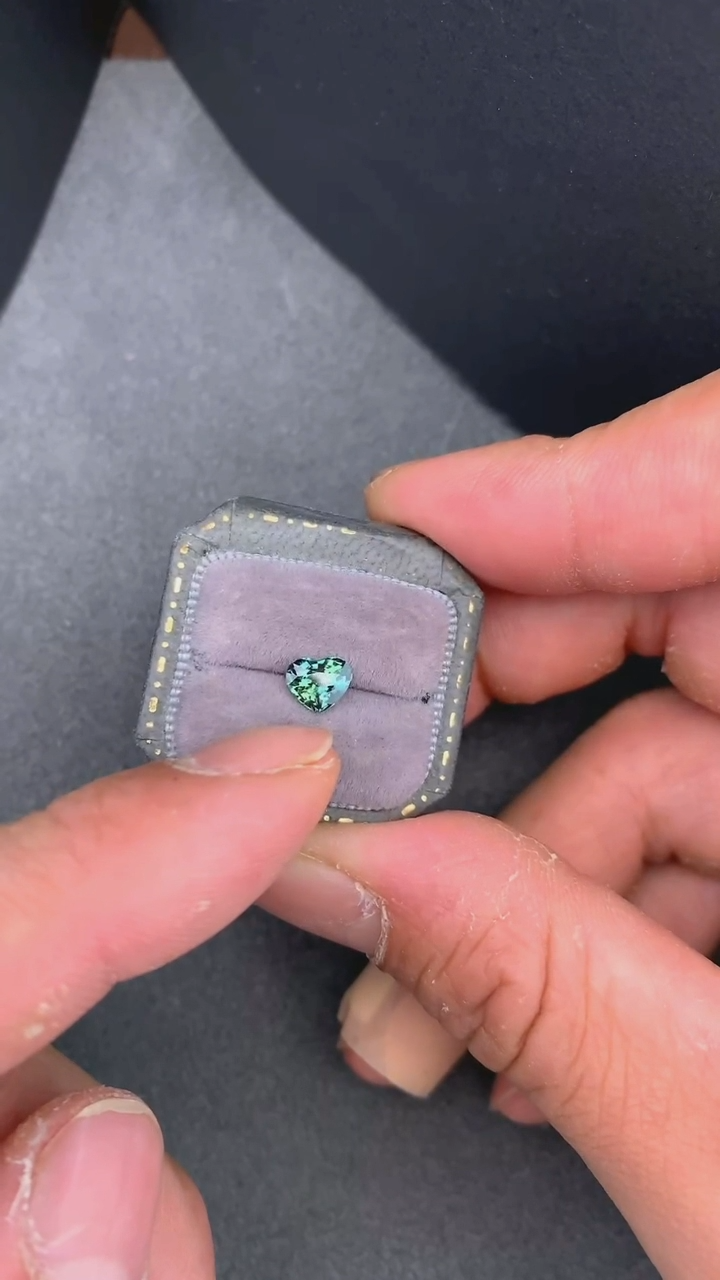 【闪购商品】蓝宝石裸石未镶嵌1.06克拉