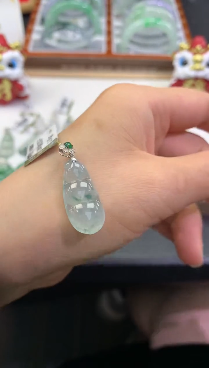 【闪购商品】翡翠颈饰18K金镶嵌