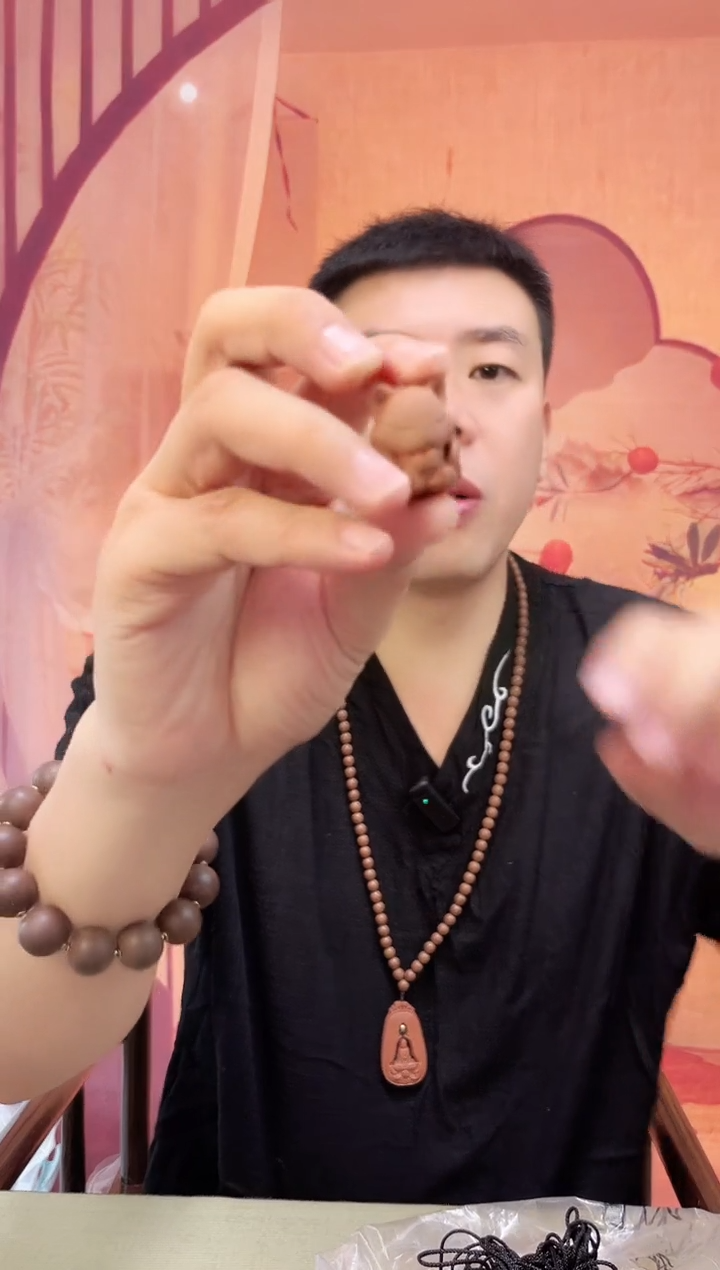 领**切【丹玫香方】小狐狸