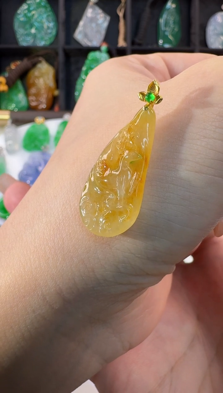 颈饰18K金镶嵌翡翠缅甸A货翡翠