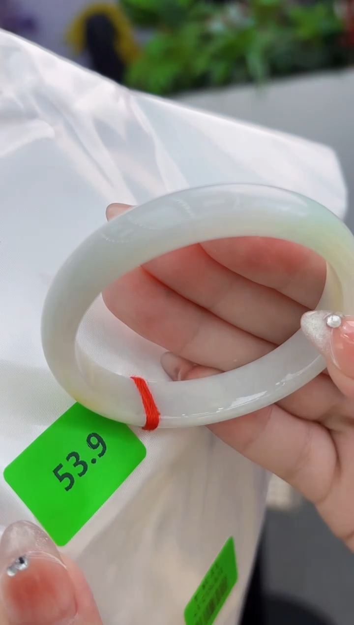 【闪购商品】翡翠手镯未镶嵌翡翠手镯