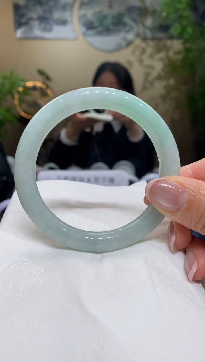 【闪购商品】翡翠手镯未镶嵌翡翠