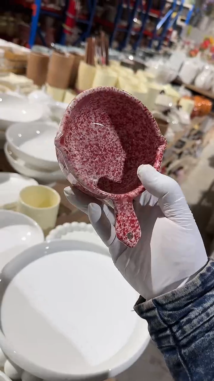 陶瓷胖胖单柄碗微瑕 凑满20元包邮