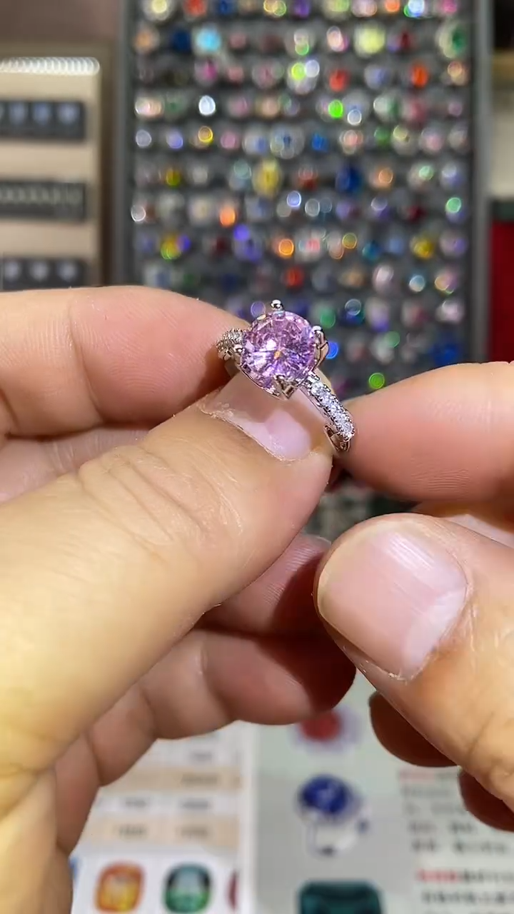 2碧玺（处理）戒指B12.12-2