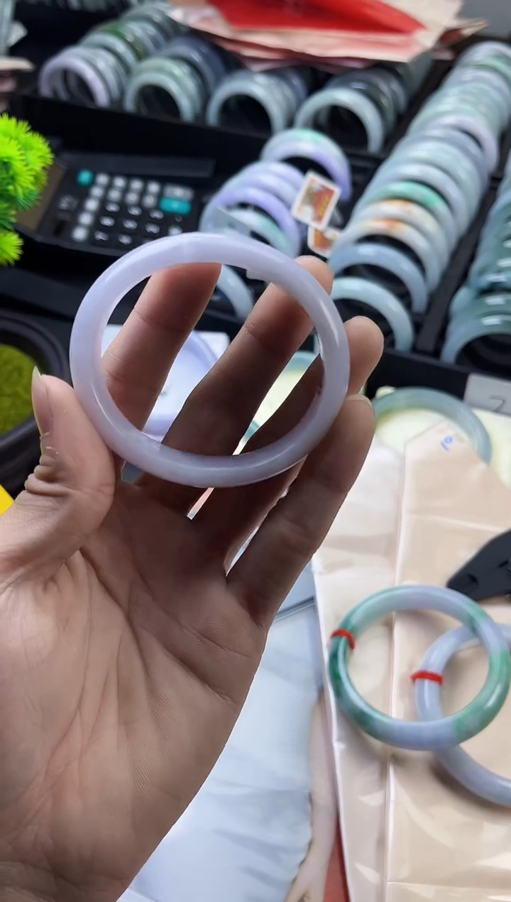 【闪购商品】翡翠手镯未镶嵌翡翠1