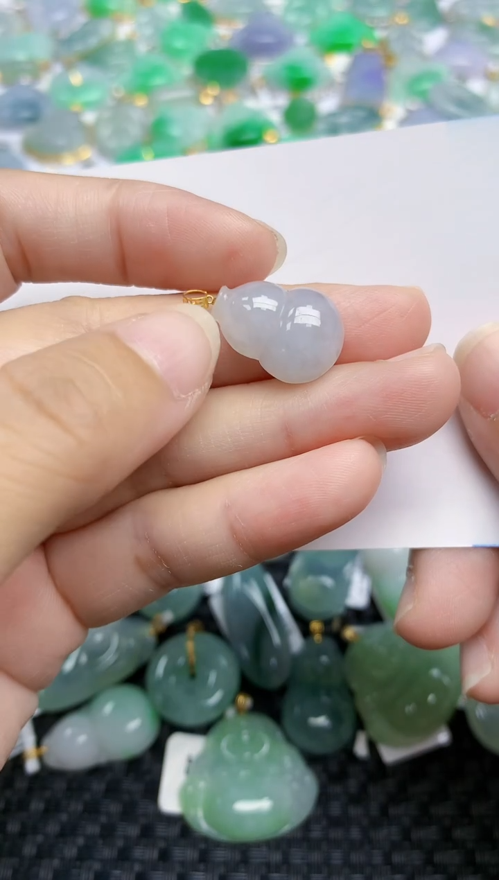 翡翠未镶嵌颈饰天然翡翠A货