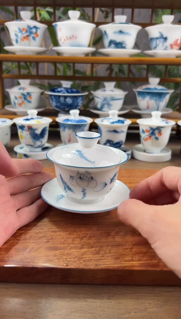 【闪购商品】微瑕荷花鱼聚130ml三才盖碗