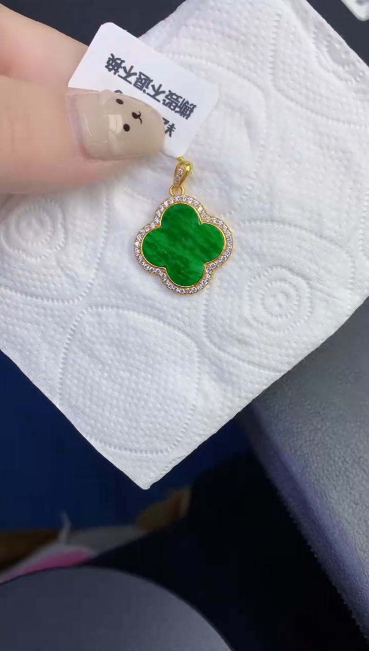 颈饰未镶嵌翡翠缅甸天然翡翠A货