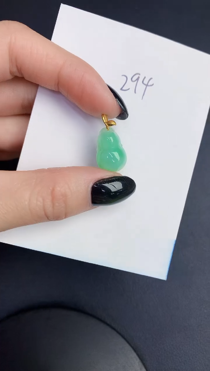 【闪购商品】翡翠颈饰18K金镶嵌00000000000