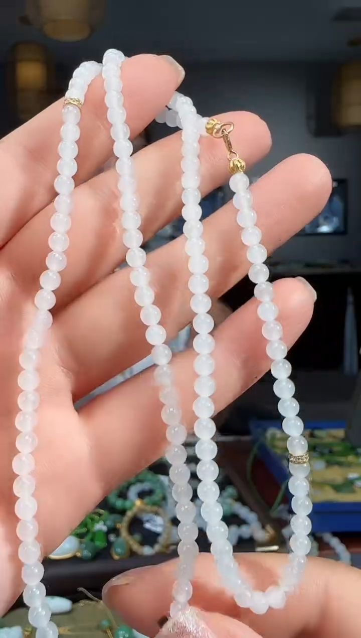 和田玉未镶嵌吊坠(不含链)1