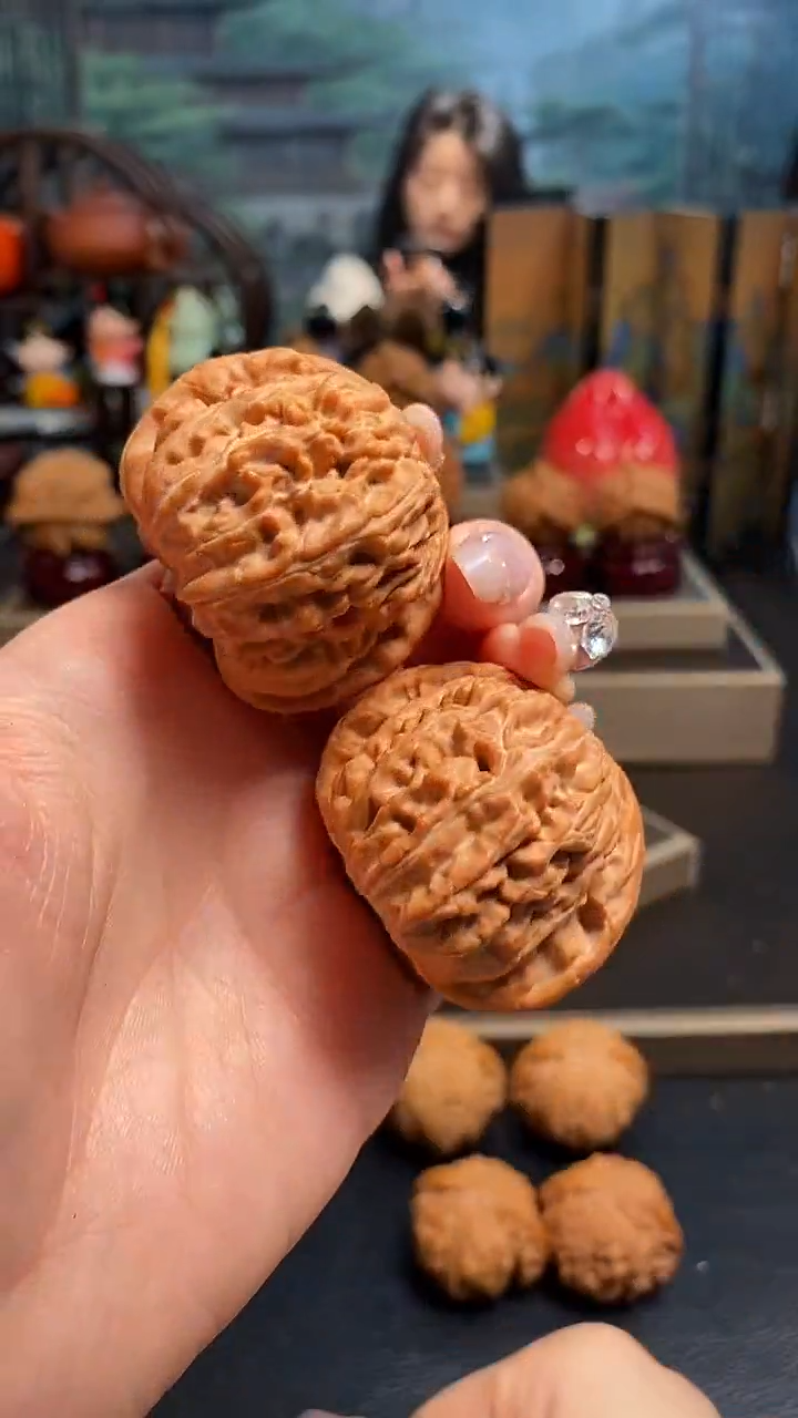 【闪购商品】文玩核桃吊坠A574白狮子44