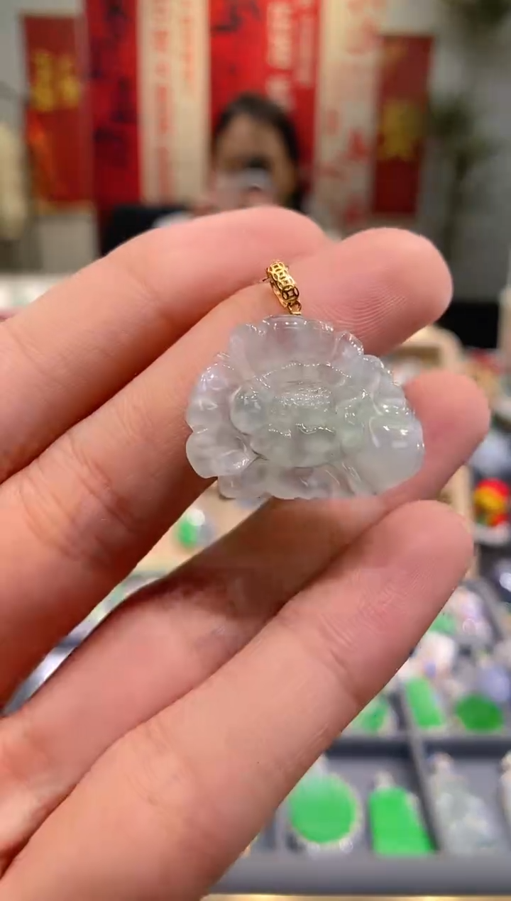 【闪购商品】翡翠吊坠(不含链)18K金镶嵌莲花