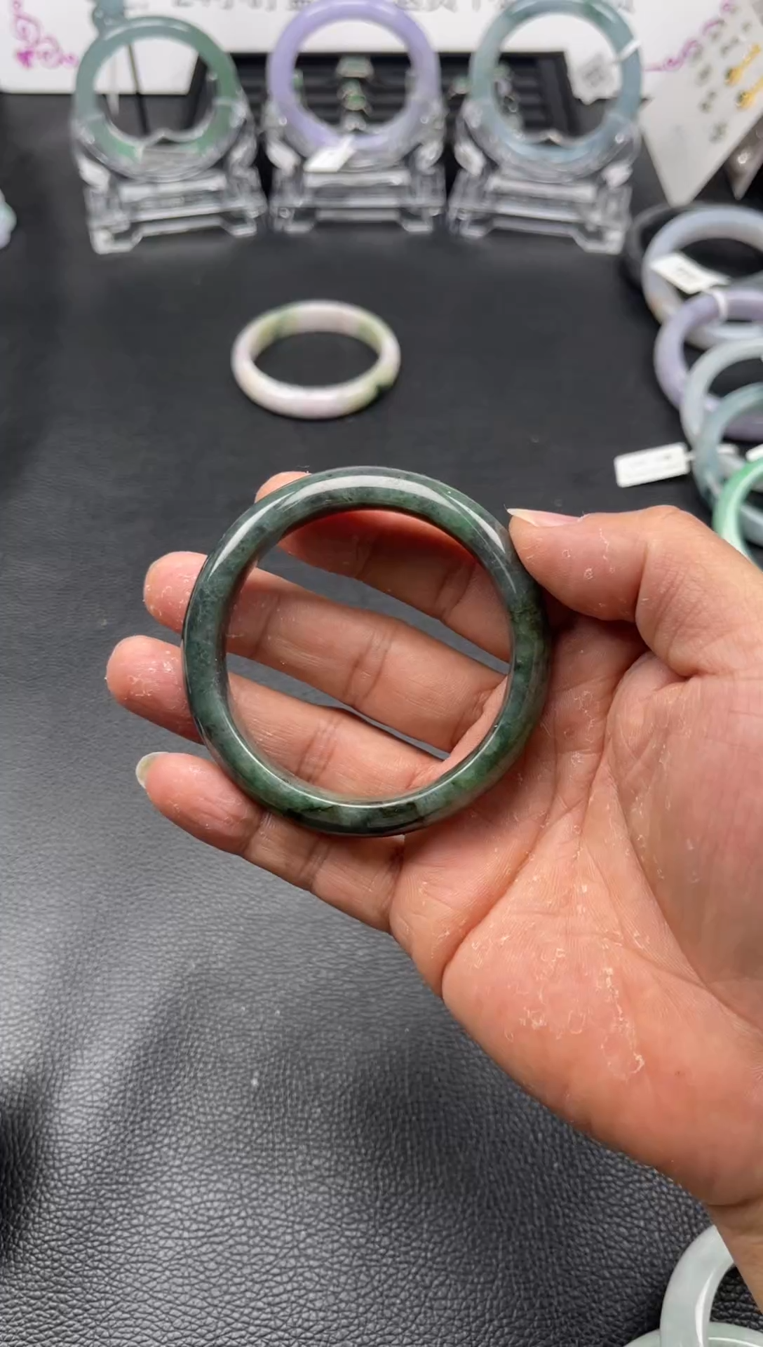 【闪购商品】翡翠手镯未镶嵌手镯