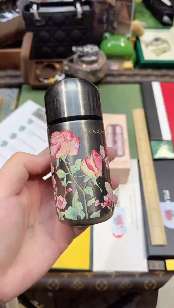 玫瑰庄园小钛杯....