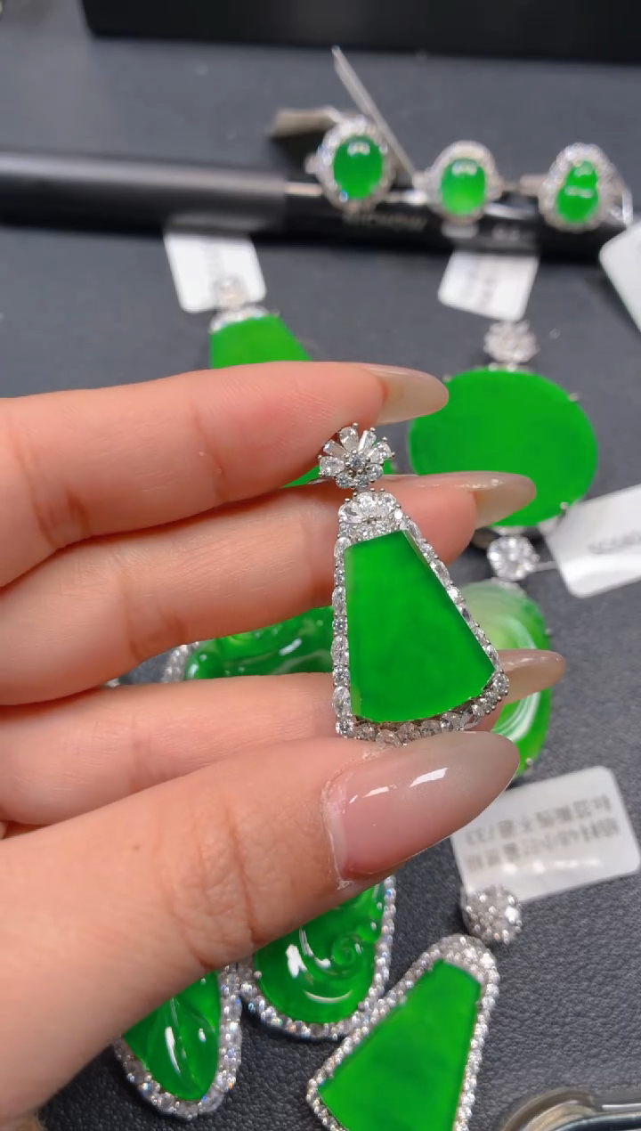 银S925镶嵌挂件翡翠1