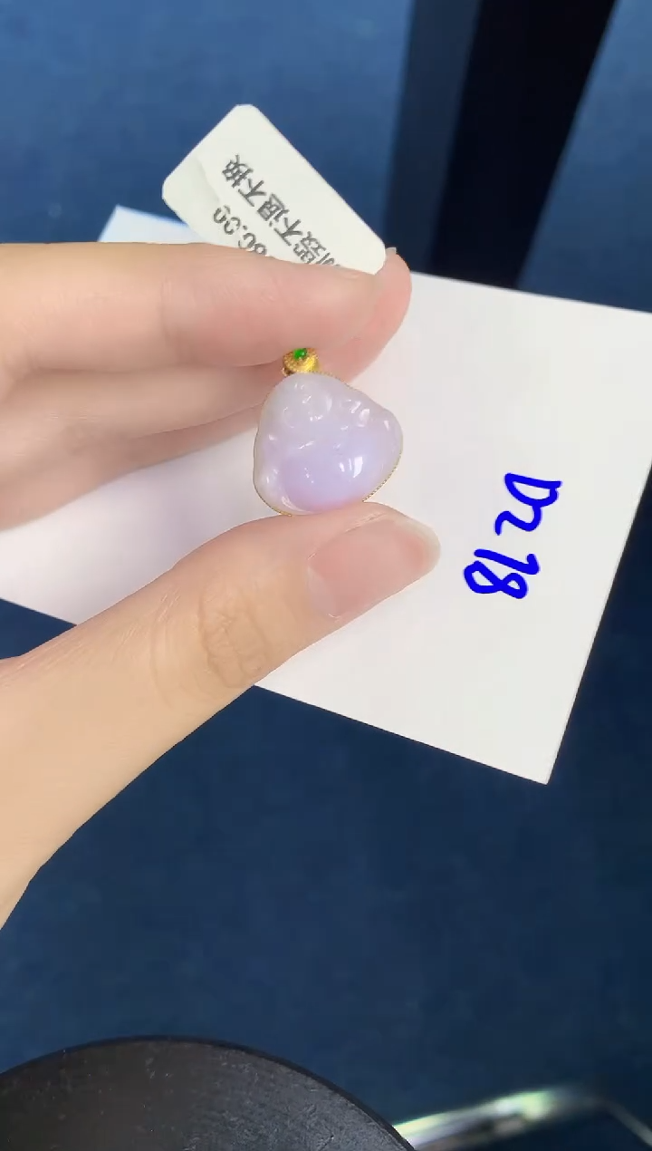 翡翠18K金镶嵌颈饰天然翡翠緬甸A貨