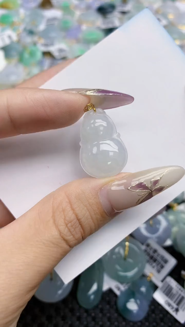 翡翠挂件18K金镶嵌96   天然翡翠A货